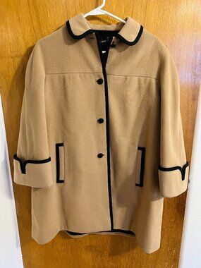 Vintage Traina-Norell Designer women's wool coat